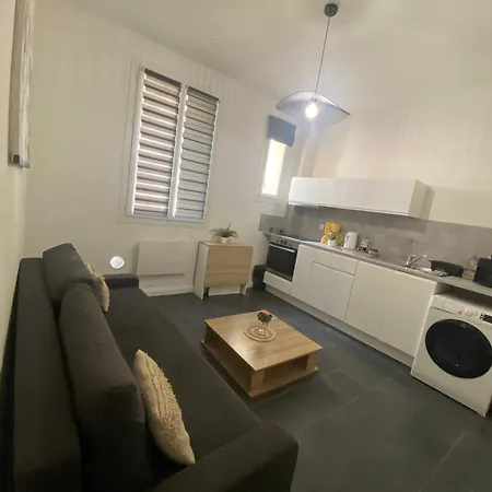 Superbe A 250 M De La Apartment